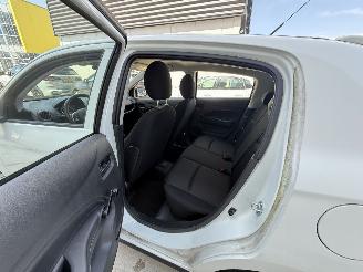 Mitsubishi Space-star 1.2 COOL+ 71PK - AIRCO - CENTRAAL picture 9