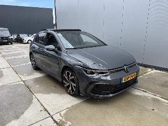 Volkswagen Golf 2.0TDI R-LINE 150PK DSG7 PANO - SFEER - MATRIX - CAMERA picture 2