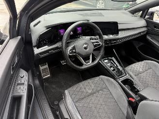 Volkswagen Golf 2.0TDI R-LINE 150PK DSG7 PANO - SFEER - MATRIX - CAMERA picture 3