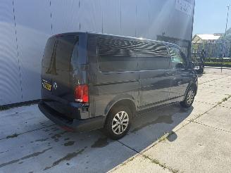 Volkswagen Transporter 2.0 TDI DSG7 KOMBI 150 PK 7-PERSOONS-NAVI-CLIMA picture 5