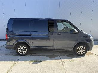Volkswagen Transporter 2.0 TDI DSG7 KOMBI 150 PK 7-PERSOONS-NAVI-CLIMA picture 7