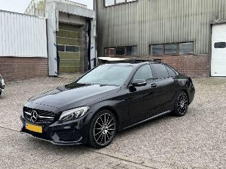 Voiture accidenté Mercedes C-klasse 180 AMG Pakket Pano Sport Edition Orgineel Nl Auto Nap  Burnmester 2017/7