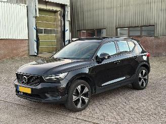 Coche accidentado Volvo XC40 1.5 T5 Recharge R-Design Pano 360Camera NAP Nederlandse Auto Harman Kardon 2021/12