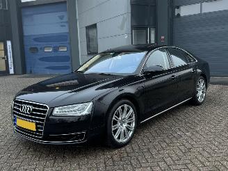 uszkodzony samochody osobowe Audi A8 3.0 TDI Quattro Pro Line+ Bose Schuifdak 360Camera Geen Schade 2014/1