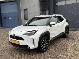 Vaurioauto  passenger cars Toyota Yaris Cross 1.5 Hyrbid Dynamic NAP Nederlandse Auto 2022/9
