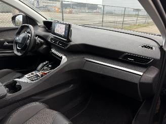 Peugeot 3008 1.6 Hyrbid 225 Allure picture 13