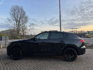 Maserati Levante 3.0 V6 D AWD Pano Harman Kardon picture 3