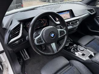 BMW 2-serie M235I XDRIVE 306Pk Pano Head-Up picture 7