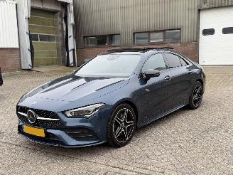 Unfallwagen Mercedes Cla-klasse 200 AMG Pakket Pano Sfeerverlichting Nederlandse Auto 2022/6