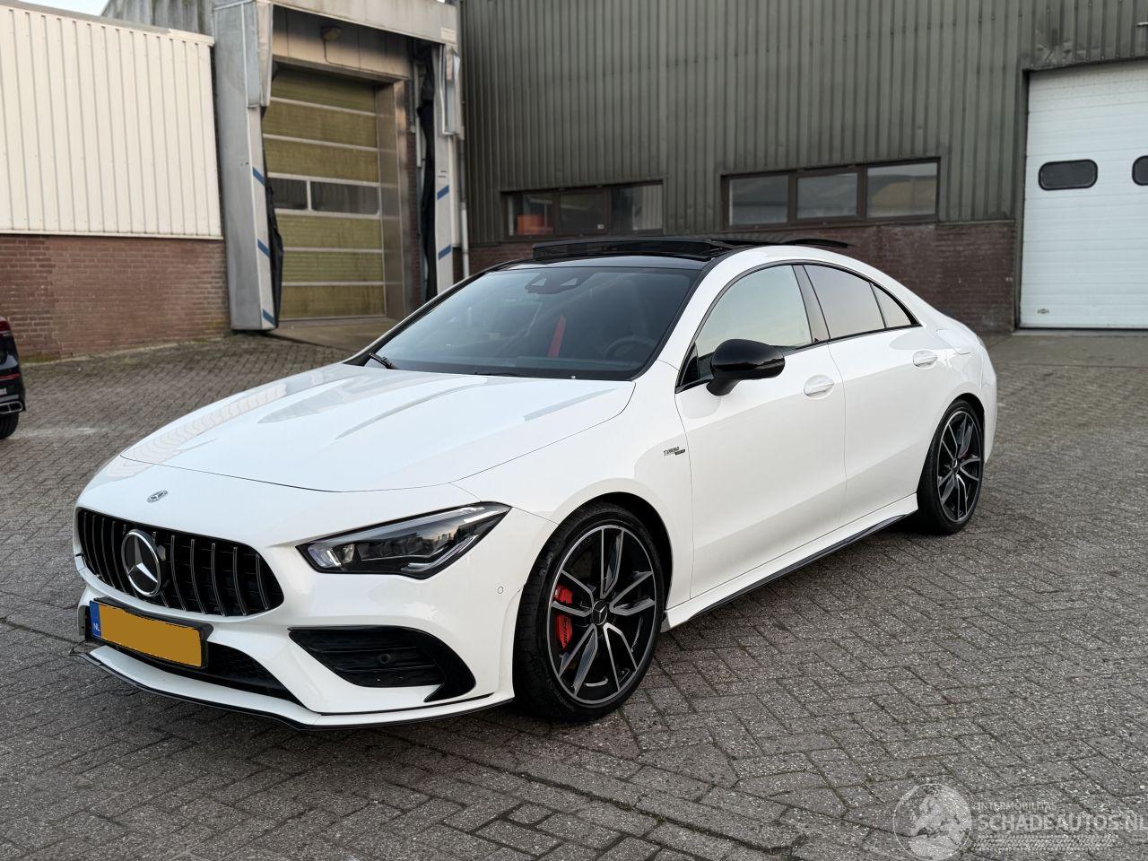 Mercedes Cla-klasse CLA 35 AMG 4Matic 306Pk Pano Sfeerverlichting