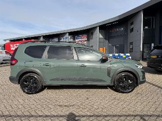 Dacia Jogger 1.6 Hybrid Automaat 140Extreme 7Persoons NAP Nederlandse Auto picture 7