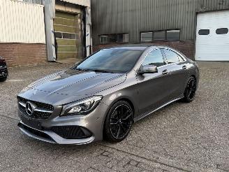 Unfallwagen Mercedes Cla-klasse 200D Automaat AMG Pakket 2018/2