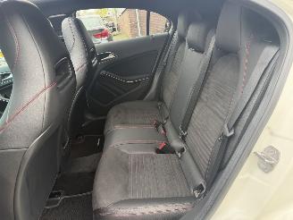 Mercedes A-klasse 180 AMG Pakket Pano Nap Nederlandse Auto Harman Kardon picture 12