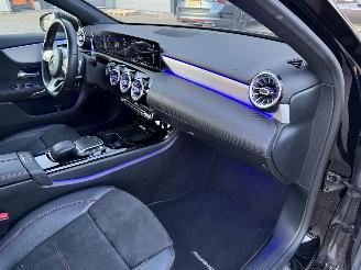 Mercedes A-klasse 180 AMG Pakket Pano Nap Nederlandse Auto! Memory picture 10