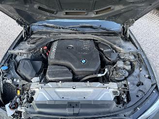 BMW 3-serie 330i Xdrive M-Pakket High Executive Harman Kardon Pano Sfeerverlichting Head-Up picture 18