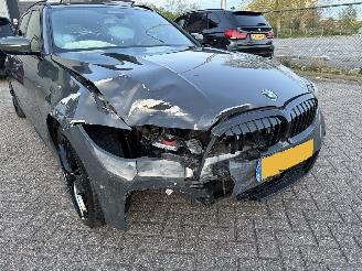 BMW 3-serie 330i Xdrive M-Pakket High Executive Harman Kardon Pano Sfeerverlichting Head-Up picture 22