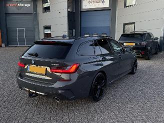 BMW 3-serie 330i Xdrive M-Pakket High Executive Harman Kardon Pano Sfeerverlichting Head-Up picture 5