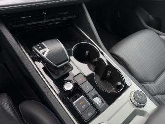 Volkswagen Touareg 3.0 TSI R 4Motion Hybrid 544Pk Pano DynAudio Sfeerverlichting Head-Up picture 14