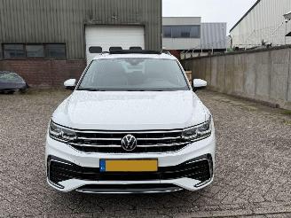 Volkswagen Tiguan 1.4 TSI EHybrid R-Line Pano picture 2