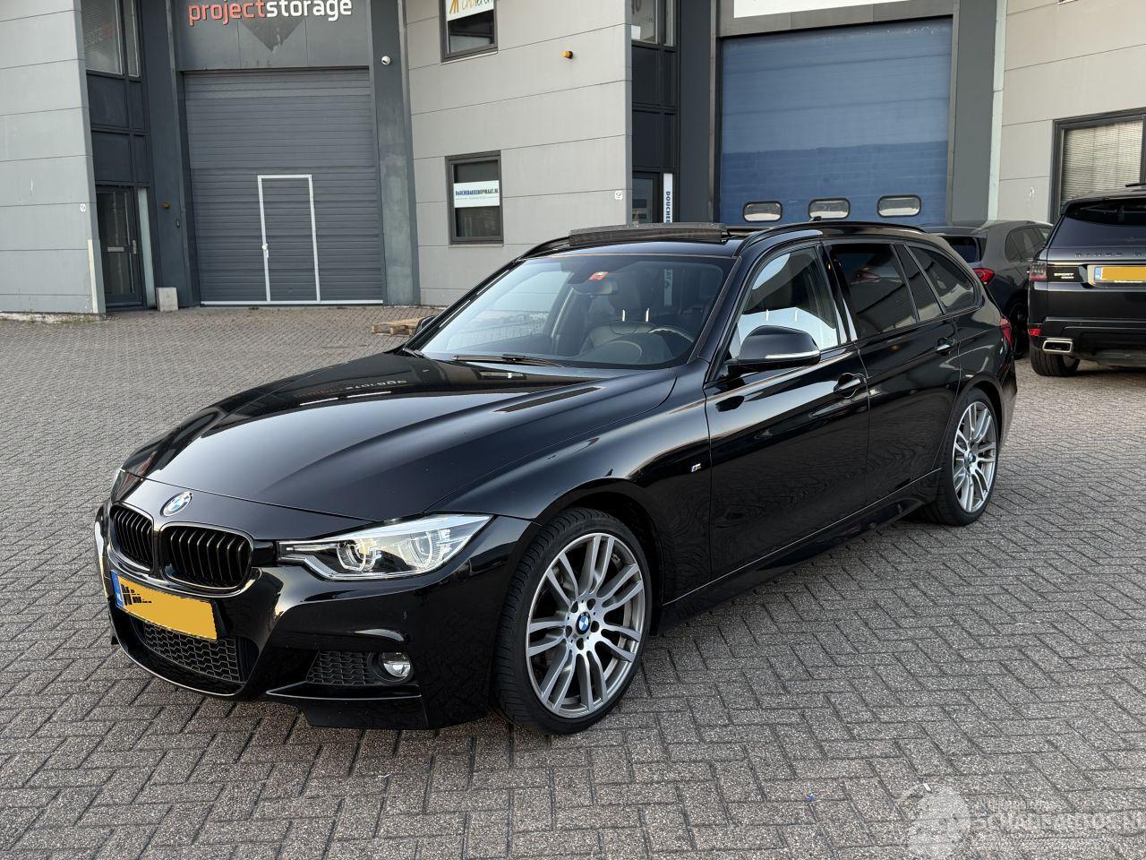 BMW 3-serie 320i M-Pakket High Executive Pano Nap Nederlandse Auto