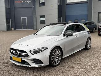 uszkodzony samochody osobowe Mercedes A-klasse 220D 190Pk AMG Pakket Pano Burnmester Memory Head-Up 2019/11