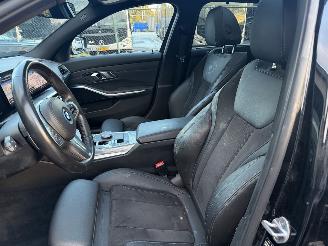BMW 3-serie 320e M-Pakket Pano Head-Up picture 9