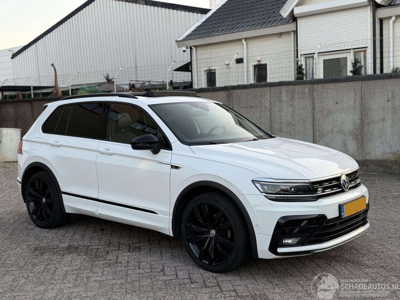 Volkswagen Tiguan 1.5 TSI R-Line Pano NAP Nederlandse Auto