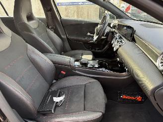 Mercedes A-klasse 250 Premium Plus Pano Sfeerverlichting picture 10