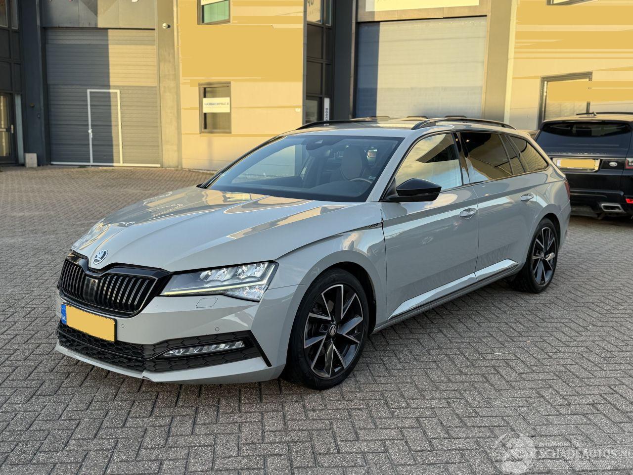 Skoda Superb 1.5 TSI Automaat Sportline NAP Nederlandse Auto