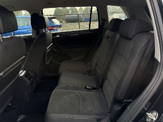 Volkswagen Tiguan 2.0 TDI 4Motion 239Pk Allspace Automaat R-Line picture 15