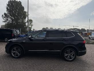 Volkswagen Tiguan 2.0 TDI 4Motion 239Pk Allspace Automaat R-Line picture 3