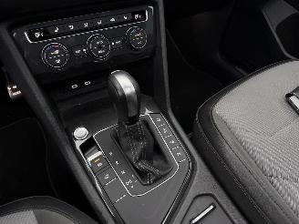Volkswagen Tiguan Allspace 1.5 TSI 7Persoons R-Line Pano DynAudio NAP Nederlandse Auto picture 12
