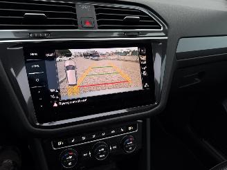 Volkswagen Tiguan Allspace 1.5 TSI 7Persoons R-Line Pano DynAudio NAP Nederlandse Auto picture 13