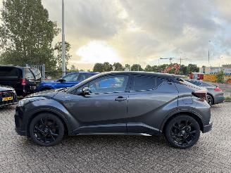 Toyota C-HR 1.8 Hybrid GR Sport Executive picture 3