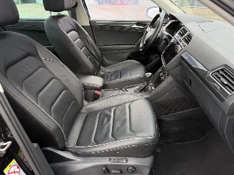 Volkswagen Tiguan 2.0 TDI Automaat Pano R-Line picture 10