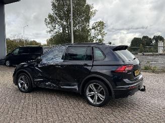 Volkswagen Tiguan 2.0 TDI Automaat Pano R-Line picture 5