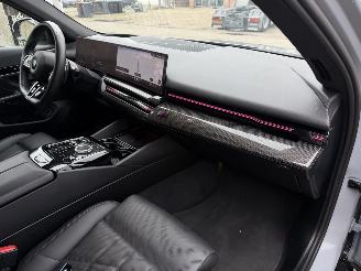 BMW 5-serie 520i M-Pakket Individual Bowers&Wilkins picture 11