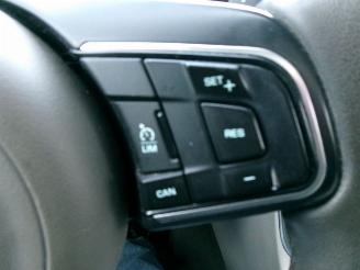 Jaguar XF 2.0 D R-SPORT AWD picture 21