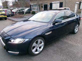 Jaguar XF 2.0 D R-SPORT AWD picture 1