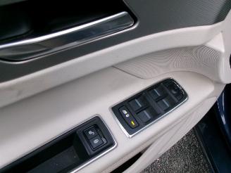 Jaguar XF 2.0 D R-SPORT AWD picture 15