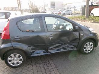 Peugeot 107 1.0 -12V XS AIRCO ORGINEEL 27.158 KM picture 6