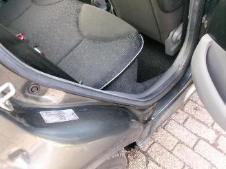 Peugeot 107 1.0 -12V XS AIRCO ORGINEEL 27.158 KM picture 10