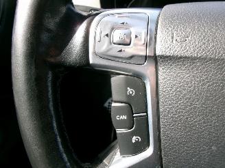Ford Mondeo 1.6 I PATINUM CLIMA NAVI GEEN SCHADE picture 17