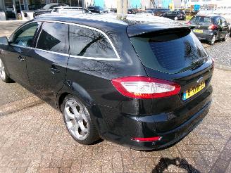 Ford Mondeo 1.6 I PLATINUM CLIMA NAVI GEEN SCHADE picture 8