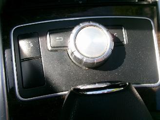 Mercedes E-klasse 200 CDI AUTOMAAT CLIMA NAVI picture 15