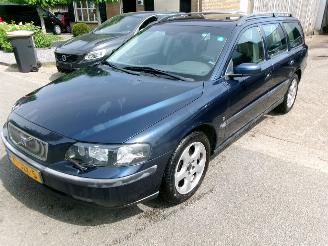 škoda osobní automobily Volvo V-70 2.4 D5 GEARTRONIC BLACK SAPPHIRE EDITION II 2004/1