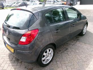 Opel Corsa 1.4-16V COSMO AIRCO picture 6