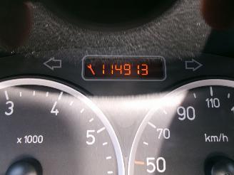 Peugeot 206 1.6-16V ROLAND-GARROS CABRIO picture 20