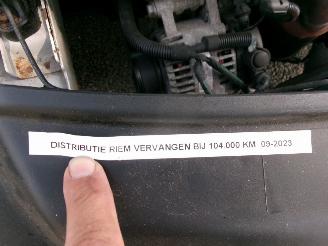Peugeot 208 1.2 I ENVY CLIMA NAVI picture 5