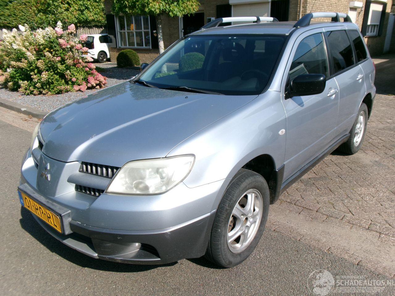 Mitsubishi Outlander 2.0 INVITE PLUS GEEN SCHADE